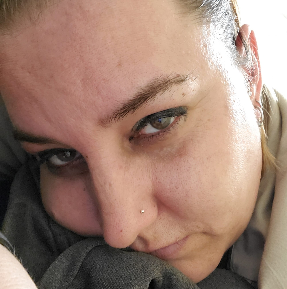 Meet your Posher, Niki